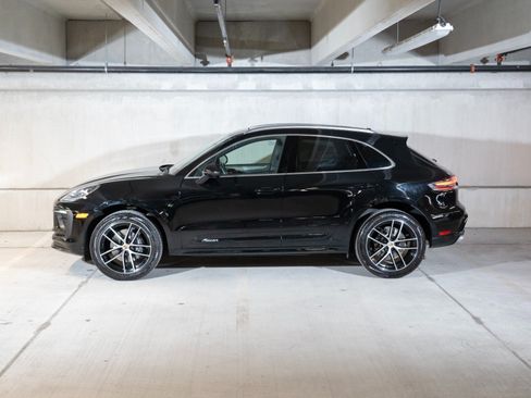 Used 2026 Porsche Macan AWD/4WD image 2