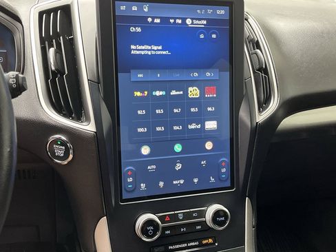 Used 2024 Ford Edge SEL w/ Convenience Package AWD/4WD image 16