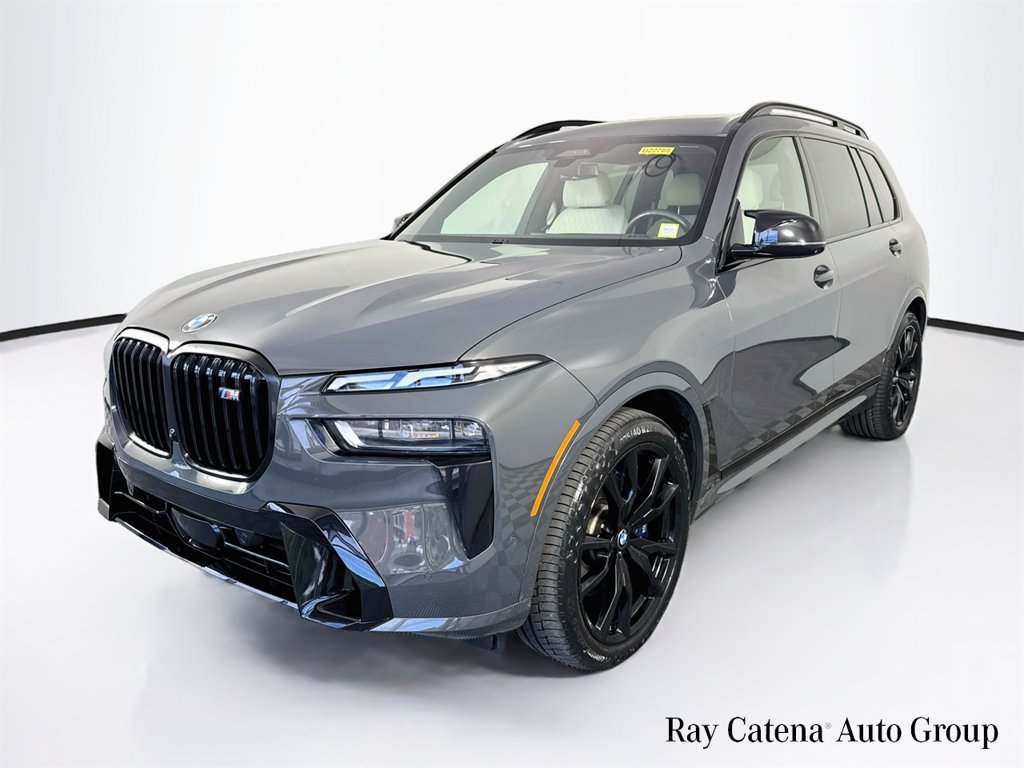 Used 2025 BMW X7 M60i AWD/4WD image 3