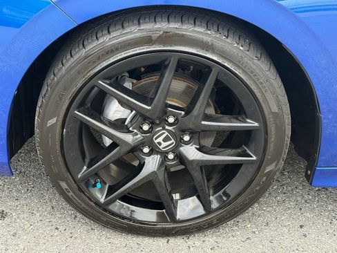 Used 2024 Honda Civic Sport image 11