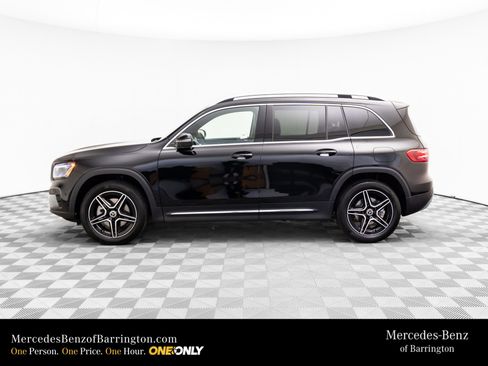 New 2026 Mercedes-Benz GLB 250 4MATIC image 2