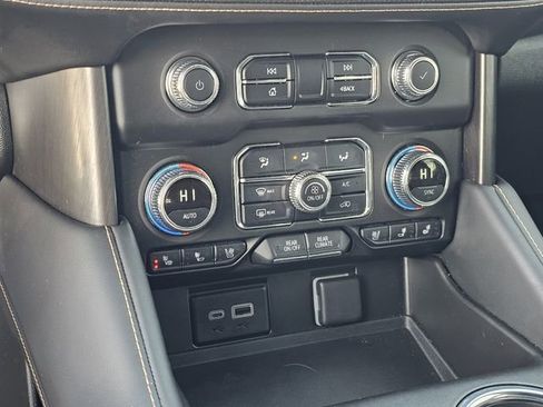 Used 2024 GMC Yukon AT4 w/ Max Trailering Package image 22