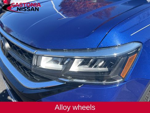 Used 2023 Volkswagen Taos S image 6