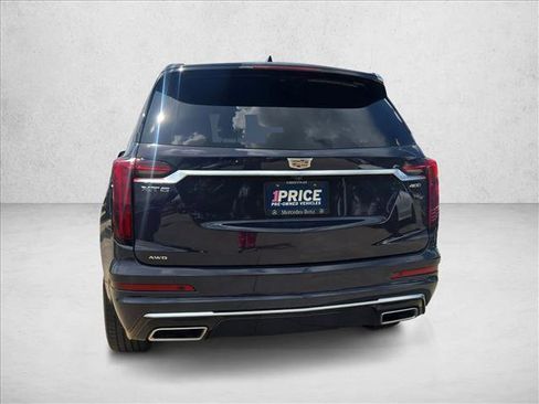 Used 2024 Cadillac XT6 Premium Luxury image 7