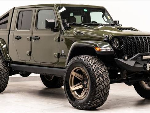 Used 2022 Jeep Gladiator Sport image 5
