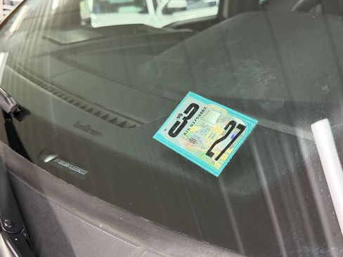 Used 2020 Ford F350 Lariat w/ Chrome Package image 53