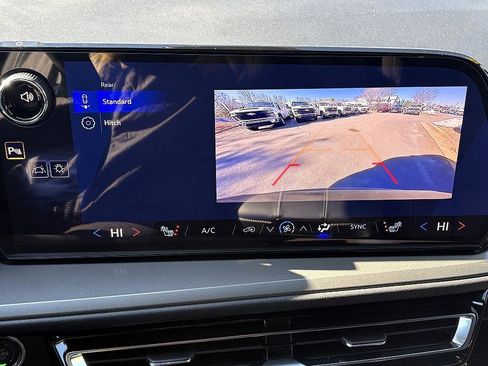 New 2026 Chevrolet Traverse LT w/ Midnight/Sport Edition image 19