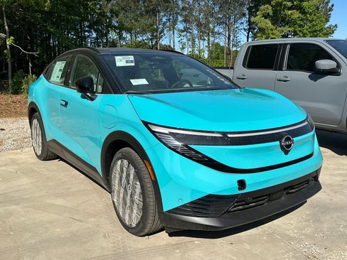 New 2026 Nissan Leaf Platinum+ FWD image 3