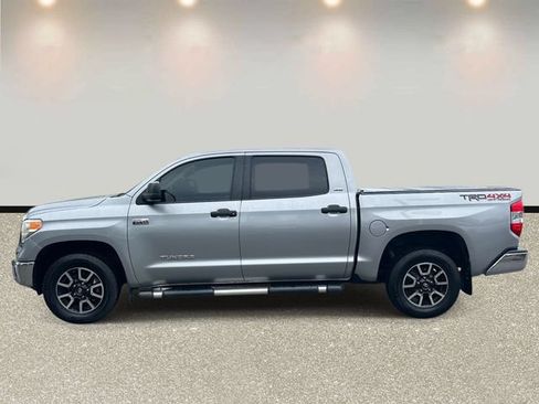 Used 2016 Toyota Tundra SR5 AWD/4WD image 8