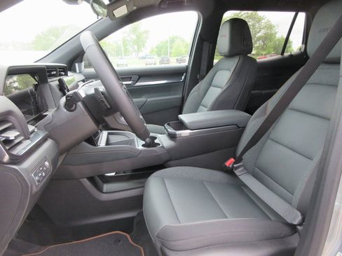 New 2026 GMC Terrain AT4 image 12