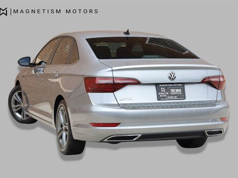 Used 2020 Volkswagen Jetta R-Line FWD image 10