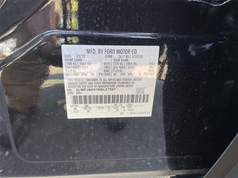 Used 2022 Lincoln Nautilus Reserve w/ Equipment Group 201A image 10