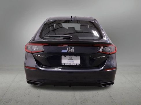 Certified 2025 Honda Civic Sport image 5