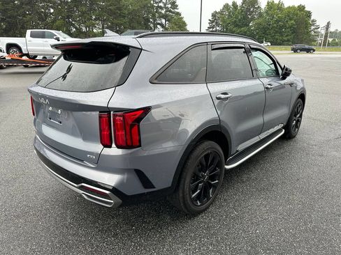 Used 2023 Kia Sorento SX AWD/4WD image 9