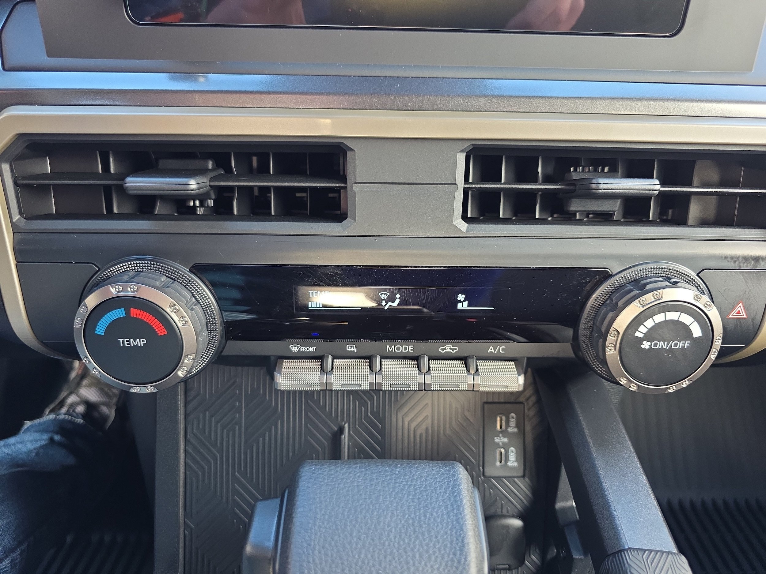 Used 2026 Toyota Tacoma 4x4 Double Cab image 21