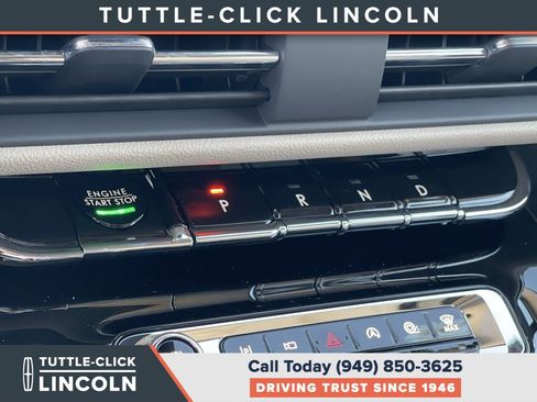 New 2025 Lincoln Corsair Reserve w/ Equipment Group 202A image 19