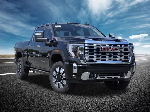 New 2026 GMC Sierra 2500 Denali w/ Denali Reserve Package AWD/4WD image 2