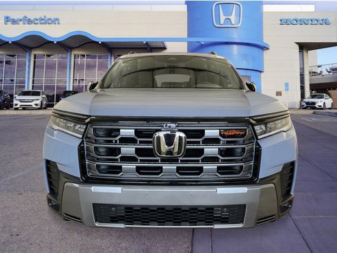 New 2026 Honda Pilot TrailSport image 10