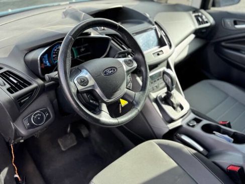 Used 2014 Ford C-MAX SE image 11