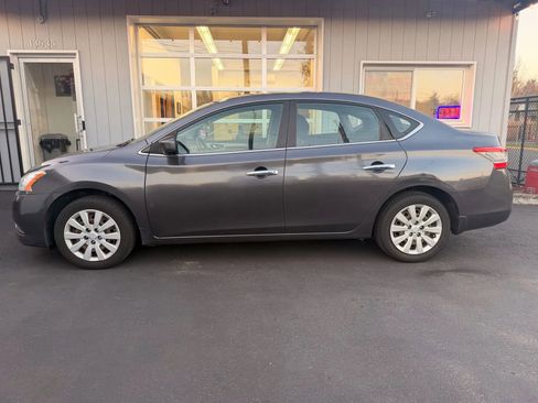 Used 2015 Nissan Sentra SV image 10