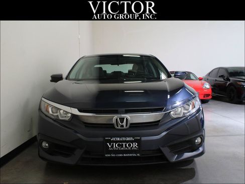 Used 2018 Honda Civic EX-T image 2