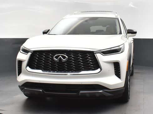 Used 2025 INFINITI QX60 Sensory w/ Vision Package AWD/4WD image 10