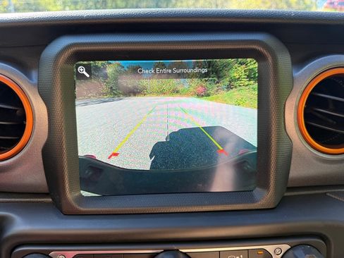 Used 2021 Jeep Gladiator Mojave image 25