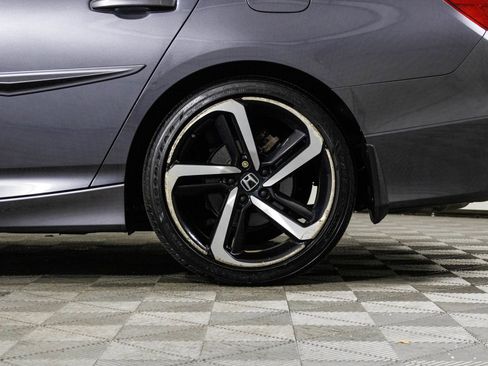 Used 2018 Honda Accord Sport image 41