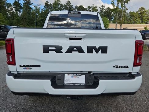 New 2026 RAM 2500 Laramie AWD/4WD image 4