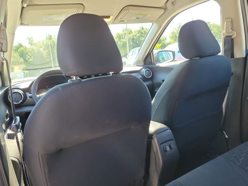 Certified 2023 Nissan Kicks SV FWD image 19