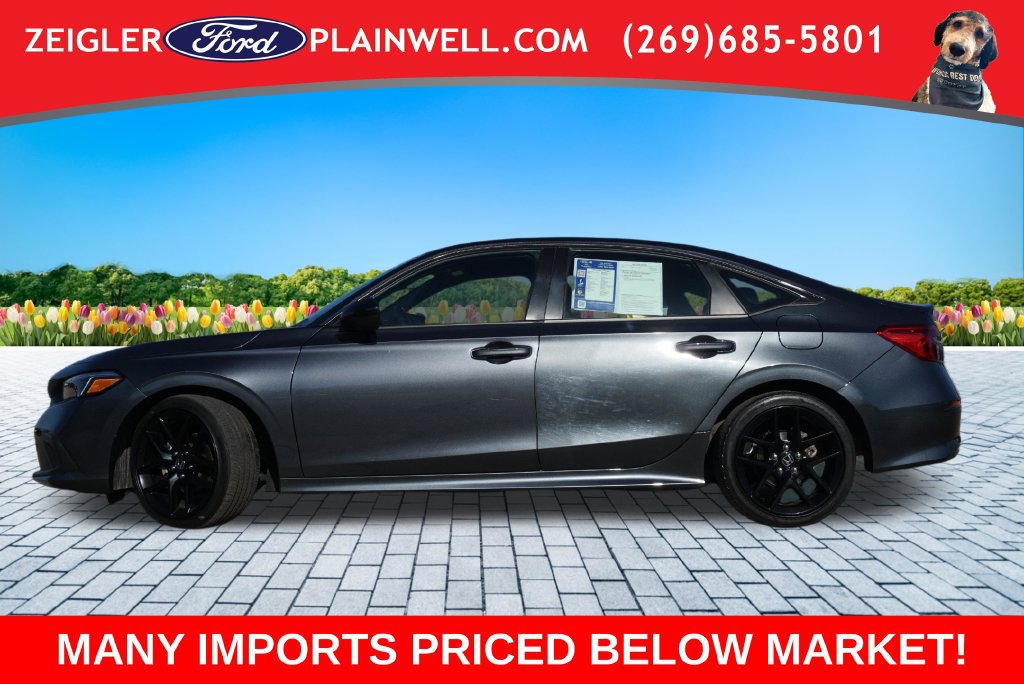 Used 2023 Honda Civic Sport image 2