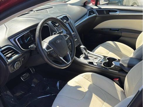 Used 2016 Ford Fusion Titanium FWD image 7