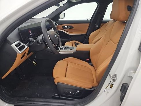 Used 2025 BMW 330i Sedan RWD image 5