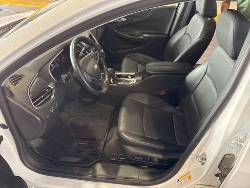 Used 2023 Chevrolet Malibu LT FWD image 20