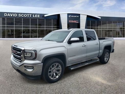 Used 2018 GMC Sierra 1500 SLT w/ Enhanced Driver Alert Package image 2