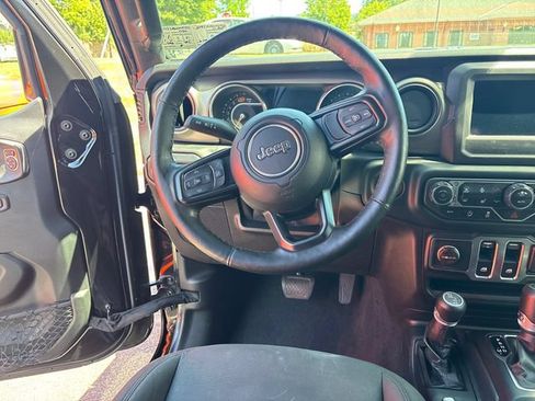 Used 2021 Jeep Wrangler Sport AWD/4WD image 16