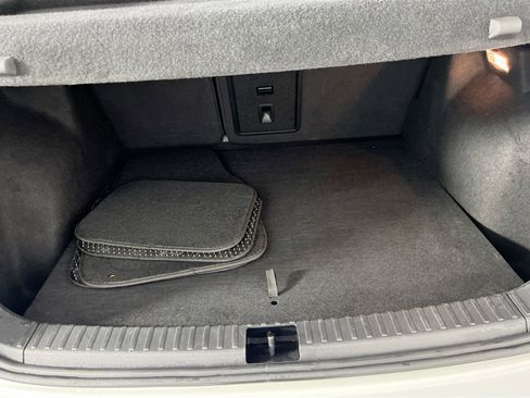 Used 2022 Volkswagen Taos SE image 25