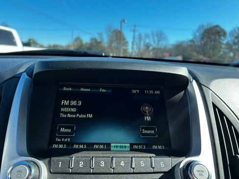 Used 2016 Chevrolet Equinox LT w/ Convenience Package image 17