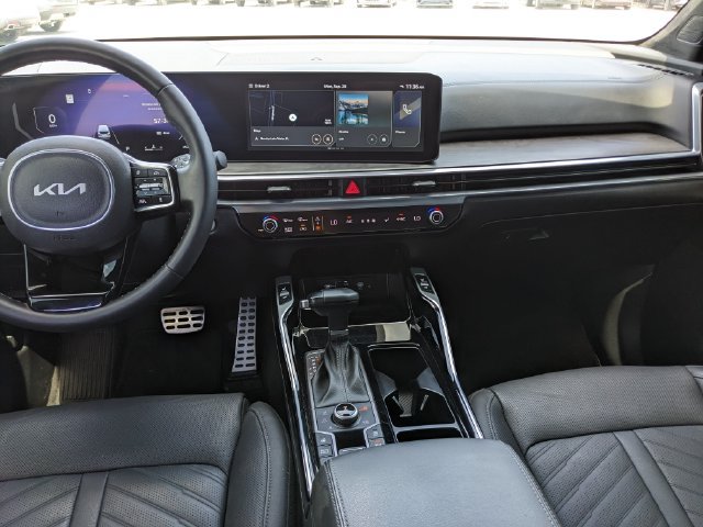 Used 2025 Kia Sorento SX Prestige AWD/4WD image 17