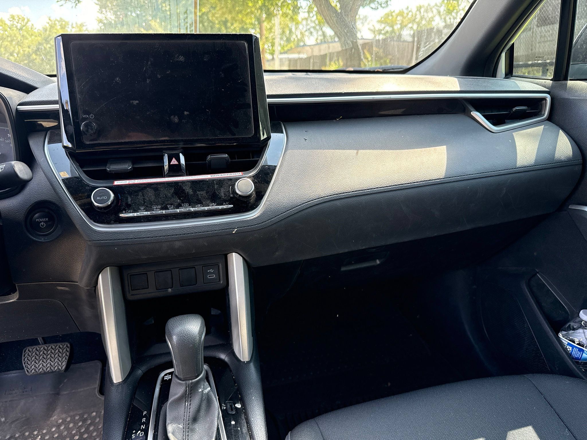 Used 2025 Toyota Corolla Cross AWD Hybrid image 18