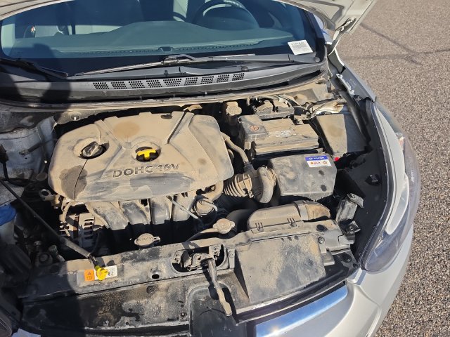 Used 2015 Hyundai Elantra SE w/ Option Group 02 FWD image 18