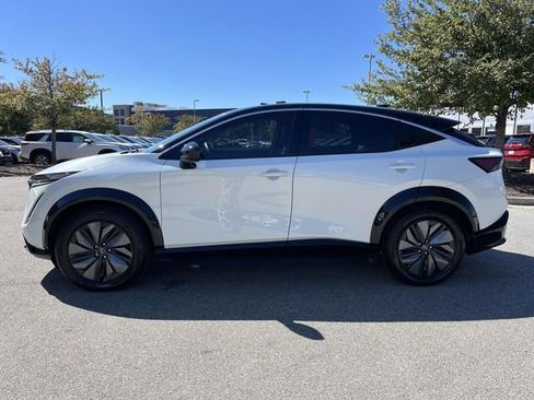 Certified 2025 Nissan Ariya FWD image 7