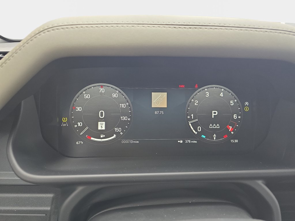 New 2026 Land Rover Defender 110 S AWD/4WD image 14
