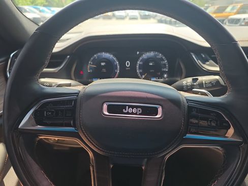 Used 2023 Jeep Grand Cherokee Summit w/ Adv Protech Group IV AWD/4WD image 30