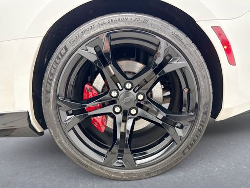 Used 2018 Chevrolet Camaro SS RWD image 27