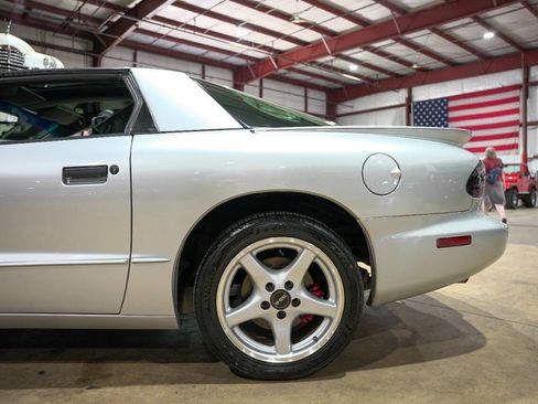 Used 1996 Pontiac Firebird Formula image 5