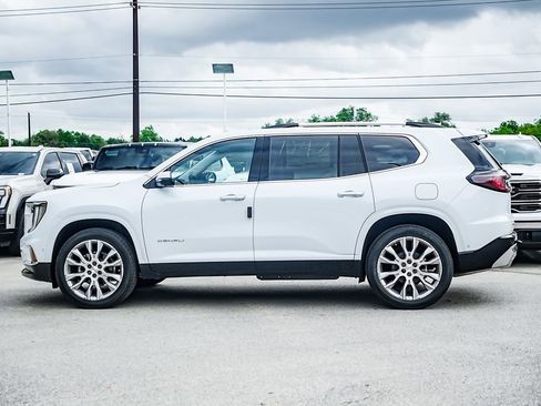 New 2026 GMC Acadia Denali image 5