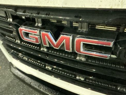 Used 2022 GMC Canyon Elevation Standard w/ Convenience Package image 32