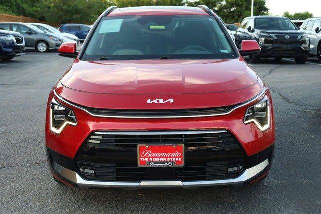 Used 2024 Kia Niro SX Touring FWD image 26
