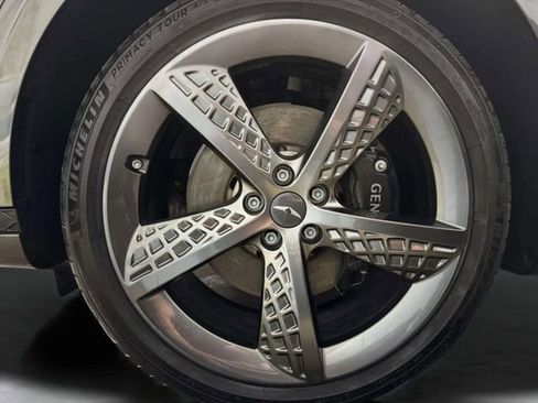 Used 2025 Genesis GV70 3.5T Sport w/ Sport Prestige Package image 36